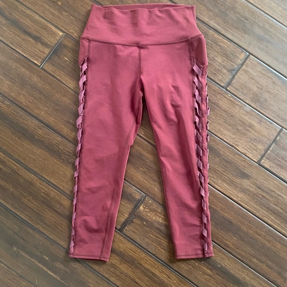 ALO Leggings Women’s Small maroon Criss Cross - Picture 1 of 7